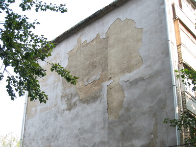 утеплённая стена  ул. Орджоникидзе, д. 12 - брак фото 1